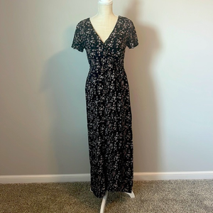 Miami V-Neck‎ Wrap Floral Dress with Black Lining
